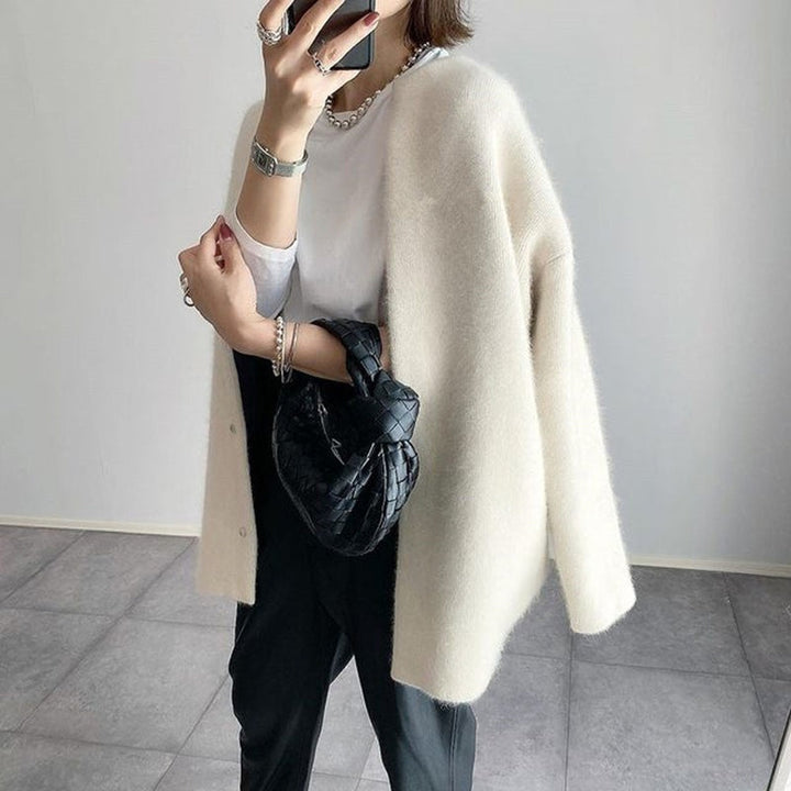Eve - Elegant cardigan for timeless style and comfort