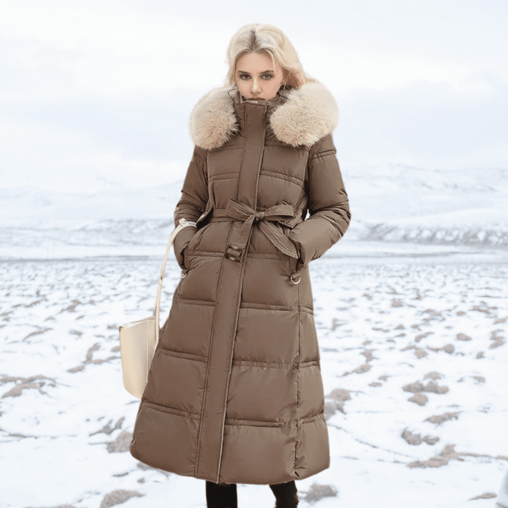 Lila - Luxurious winter parka with faux fur collar