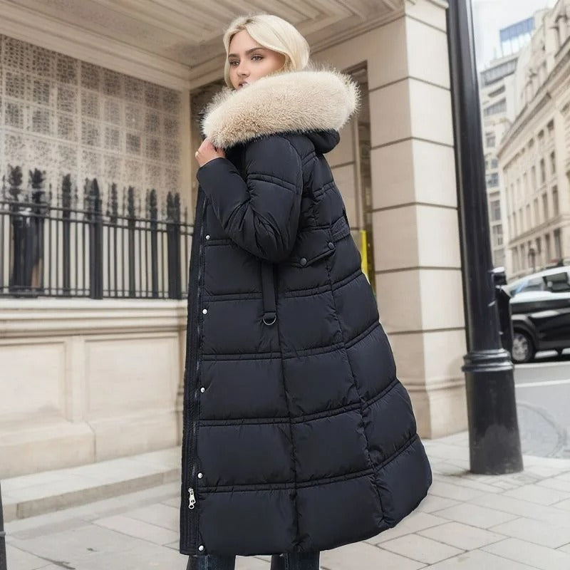 Lila - Luxurious winter parka with faux fur collar