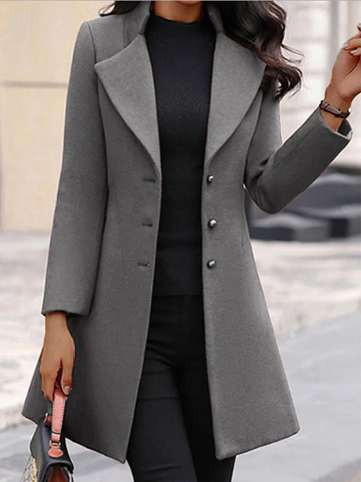 Meadow - Elegant Women's Wool Coat with Collar