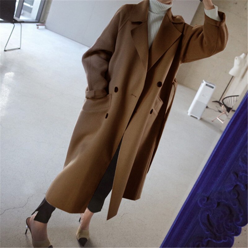 Sophia - Elegant wool coat with timeless design and pockets