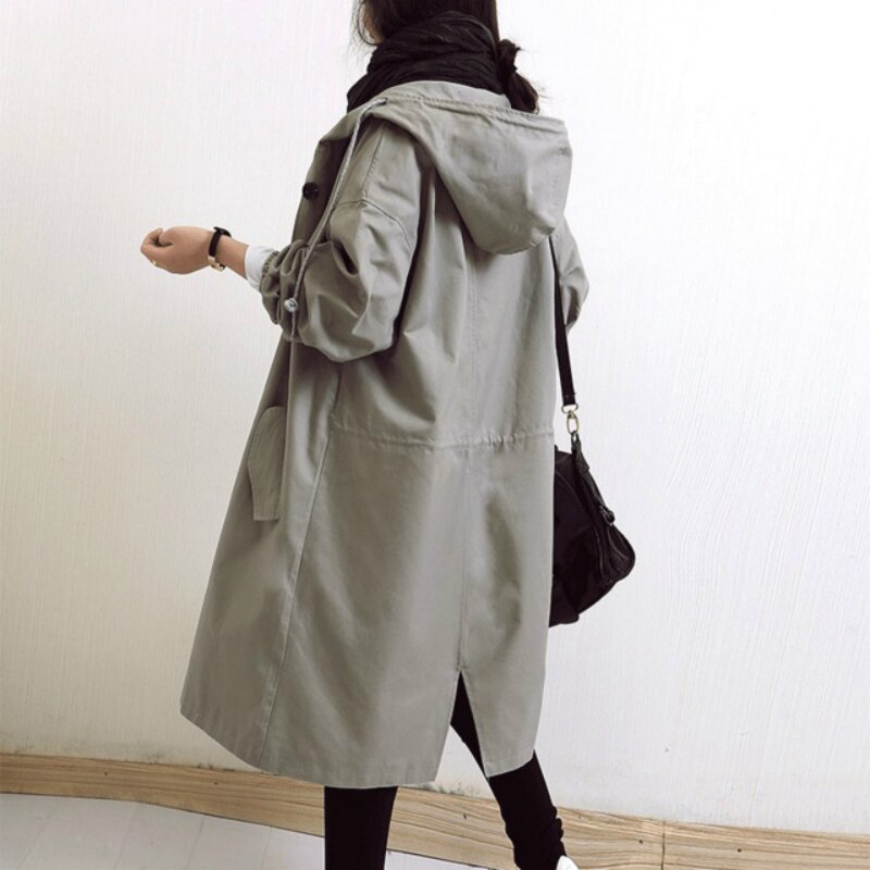 Ulla - Elegant and water-repellent trench coat for all seasons
