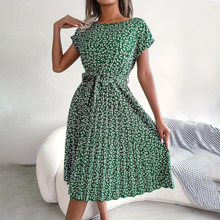 GRACE – FLORAL SHORT-SLEEVE PLEATED DRESS 🌸✨