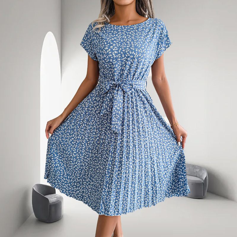 GRACE – FLORAL SHORT-SLEEVE PLEATED DRESS 🌸✨